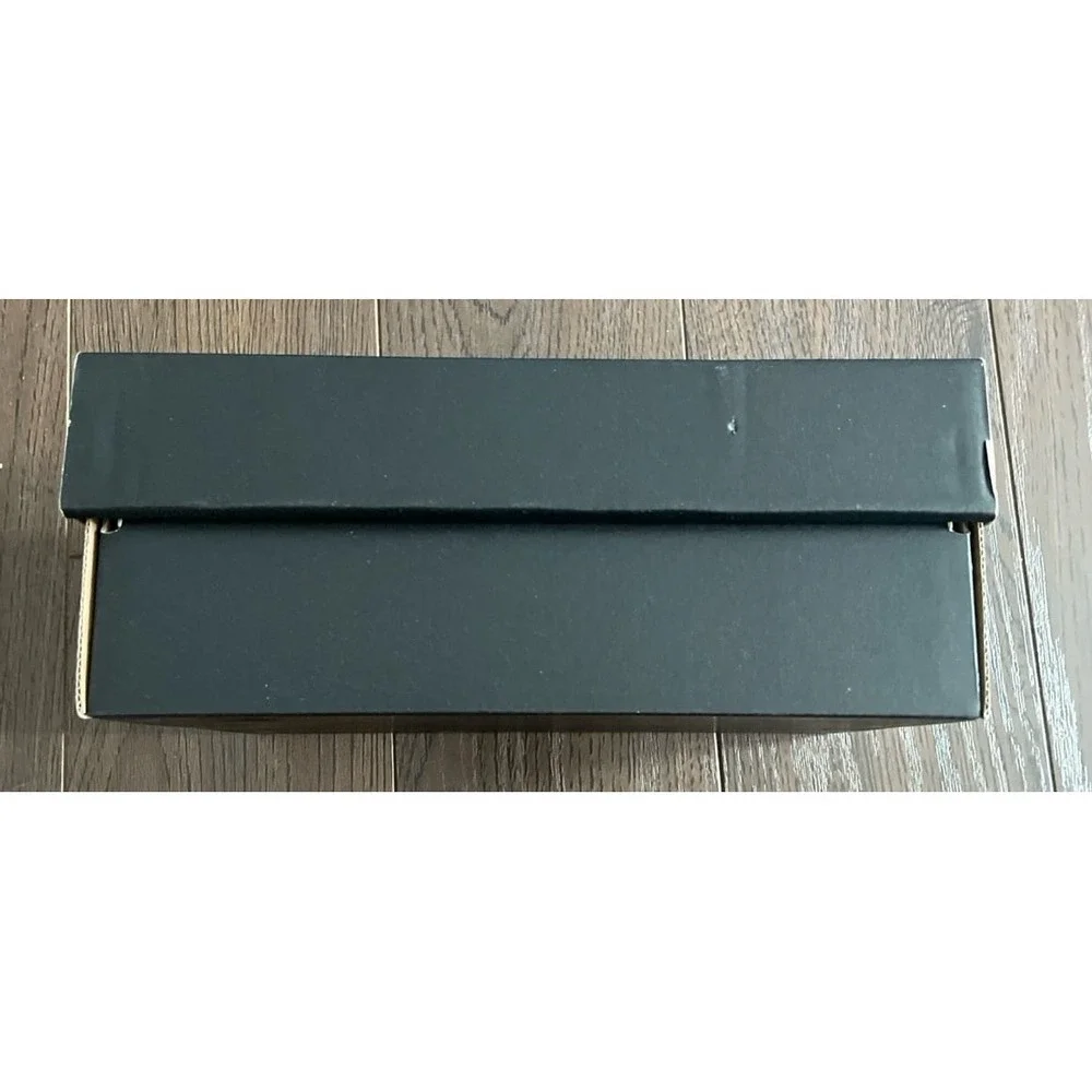 Nike Air Jordan empty‎ shoe box